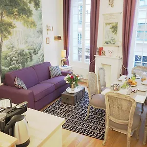 Louvre Opera Private Chicsuites France